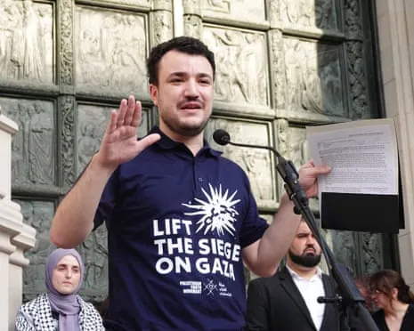 US Judge Orders Deportation of Pro-Palestinian Leader Citing Misrepresented Information on Green Card Form